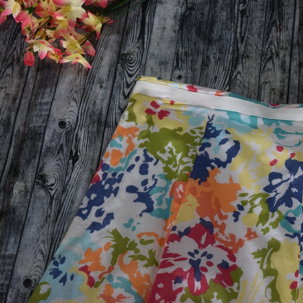 Christopher & Banks lightweight floral skirt - Picture 2 of 5
